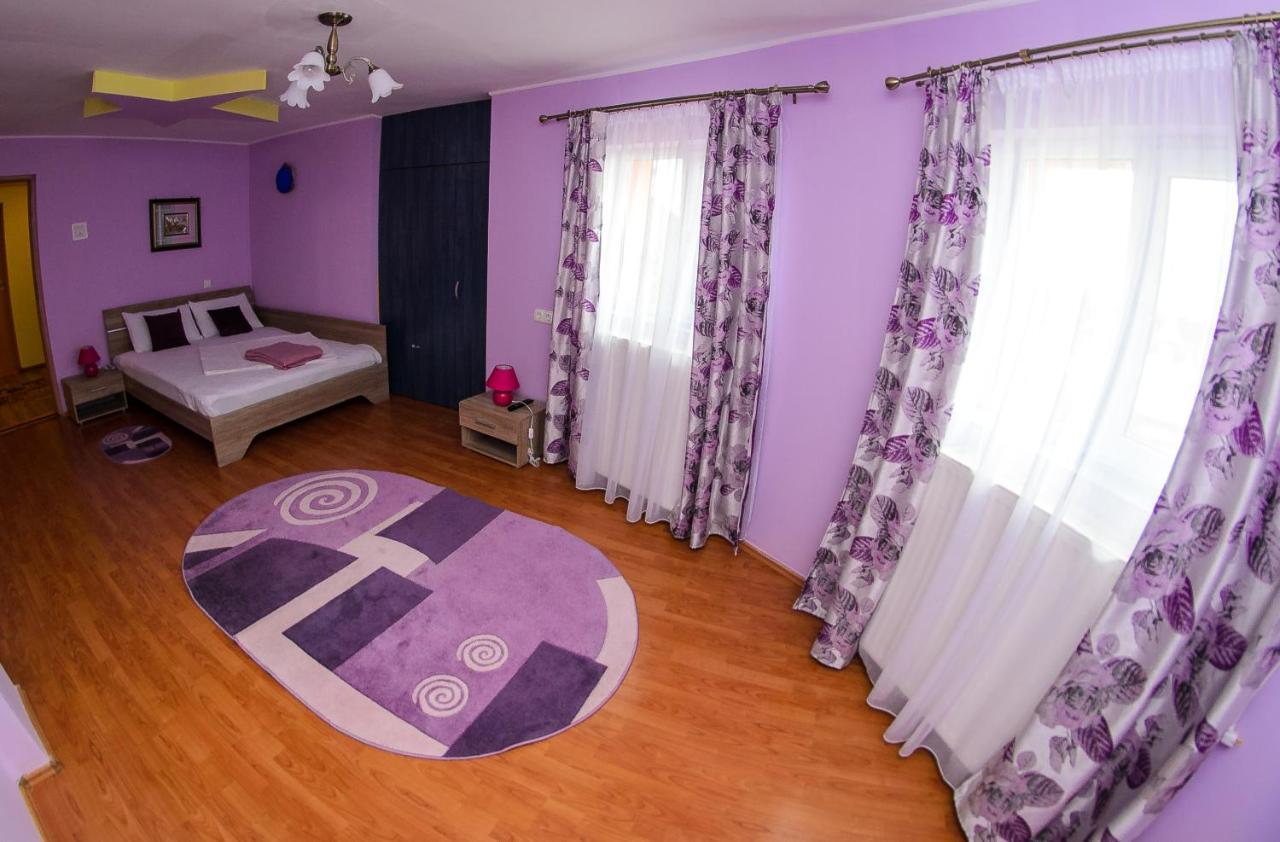 Casa Liana Hotell Oradea Exteriör bild