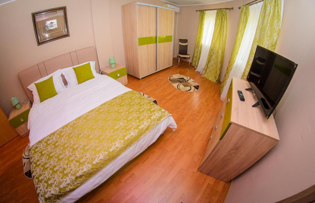 Casa Liana Hotell Oradea Exteriör bild