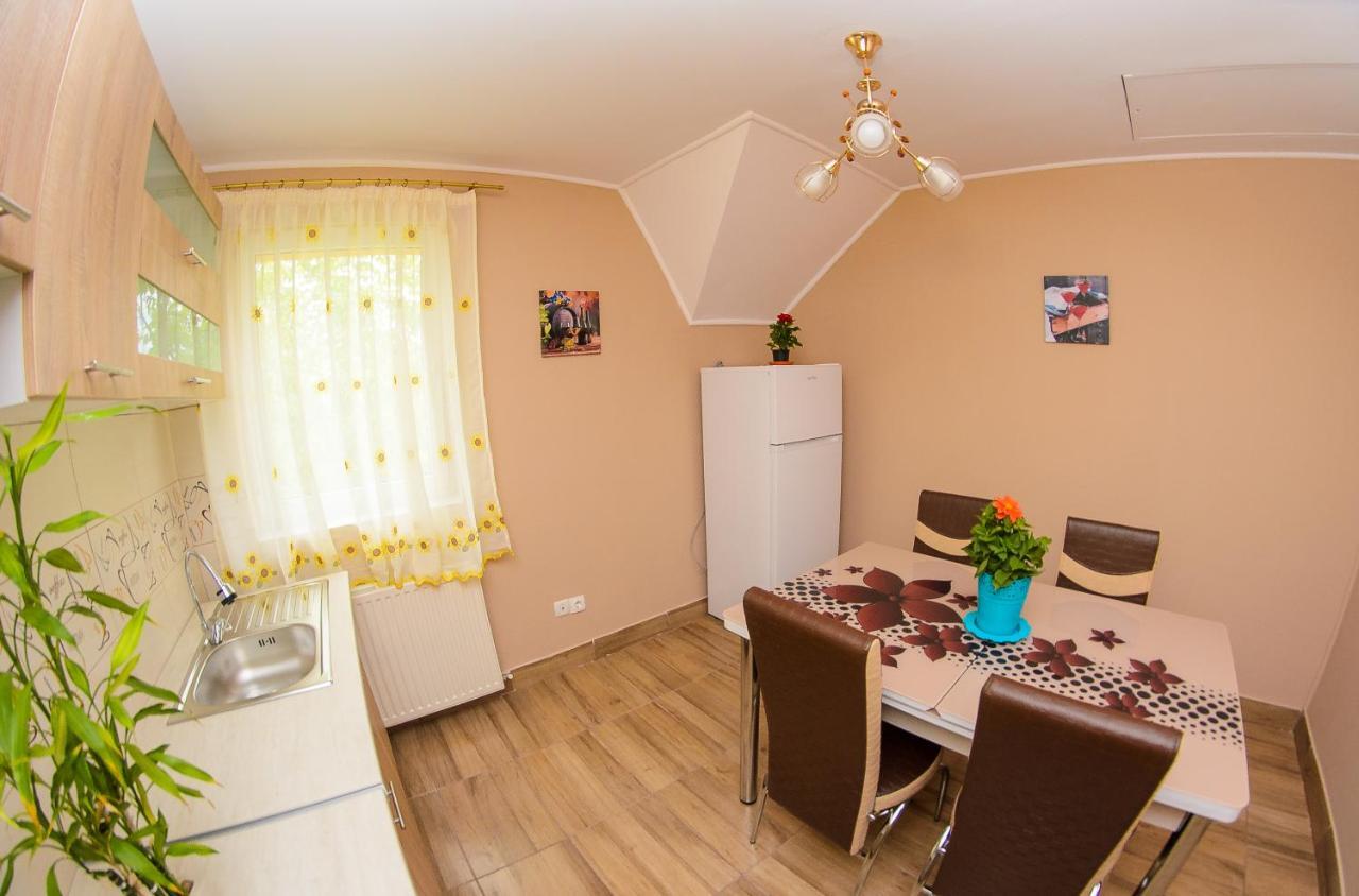 Casa Liana Hotell Oradea Exteriör bild