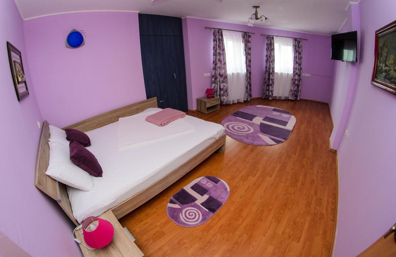 Casa Liana Hotell Oradea Exteriör bild